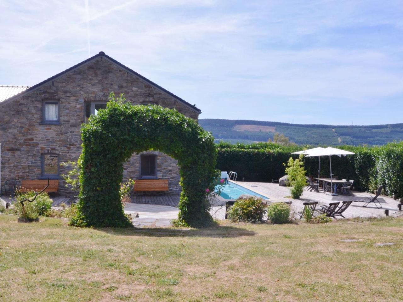 Gorgeous Holiday Home In Stoumont With Garden Exteriér fotografie